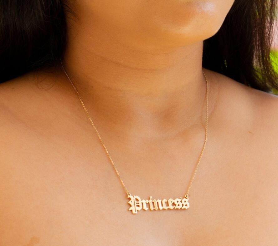 PRINCESS NECKLACE